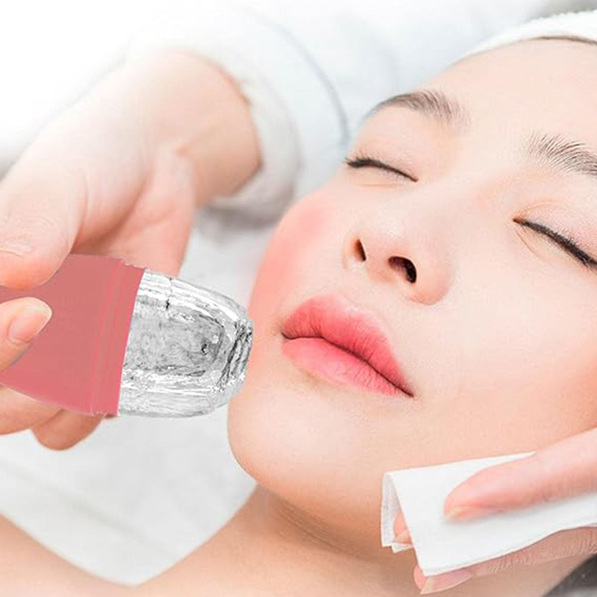 Face Ice Roller